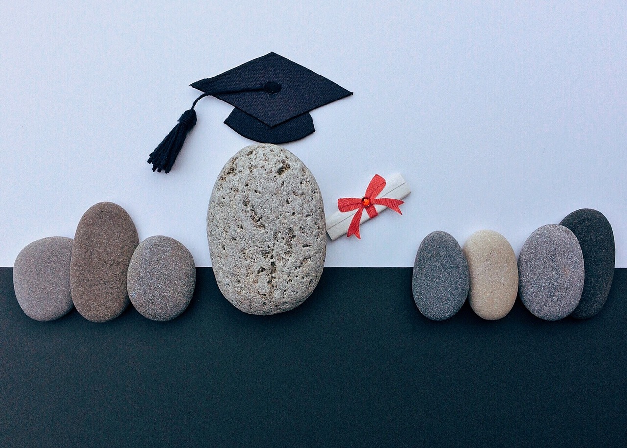 graduation, diploma, education-1449488.jpg